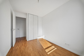 
                                                                                        Vente
                                                                                         Appartement 3 pièces avec terrasse - Suresnes