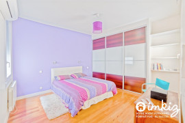 
                                                                                        Vente
                                                                                         Appartement 3 pièces Bordeaux aux Chartrons