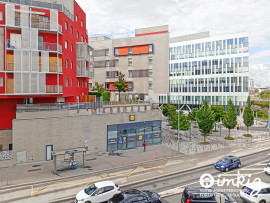 
                                                                                        Vente
                                                                                         Appartement 3 pièces dans une résidence de 2016