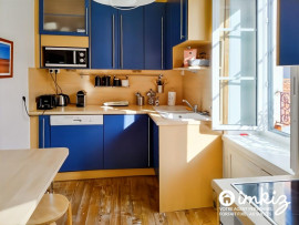 Vente
Appartement 3 pièces de caractère en parfait état.