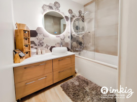 
                                                                                        Vente
                                                                                         Appartement 3 pièces, jardin et garage