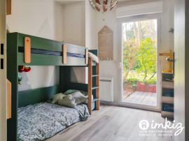 
                                                                                        Vente
                                                                                         Appartement 3 pièces, jardin et garage
