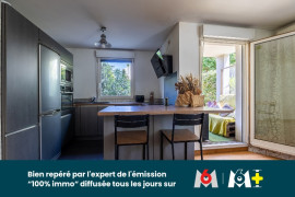 
                                                                                        Vente
                                                                                         Appartement 3 piéces - Jardin privatif 102m2 - Proche métro - La Mutualité
