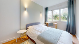 
                                                                                        Location
                                                                                         Appartement 3 pièces lumineux de 64m2 situé dans le 20ème arr. de Paris