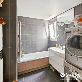 
                                                                                        Vente
                                                                                         Appartement 3 pièces lumineux et au calme