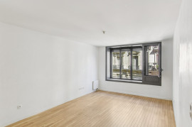 
                                                                                        Vente
                                                                                         Appartement 3 pièces - Paris 18