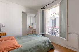 
                                                                                        Vente
                                                                                         Appartement 3 pièces - Paris 18