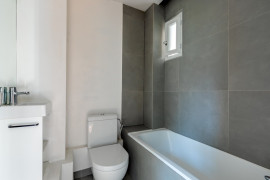 
                                                                                        Vente
                                                                                         Appartement 3 pièces - Paris 18