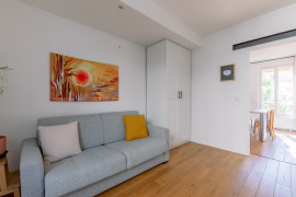
                                                                                        Vente
                                                                                         Appartement 3 pièces - Paris 18