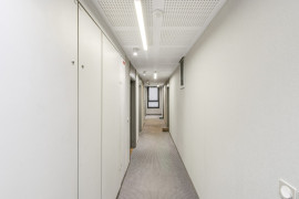 
                                                                                        Vente
                                                                                         Appartement 3 pièces - Paris 18