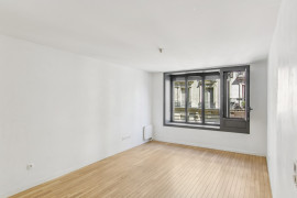 
                                                                                        Vente
                                                                                         Appartement 3 pièces - Paris 18