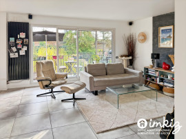 
                                                                                        Vente
                                                                                         Appartement 3 pièces refait à neuf exposition sud