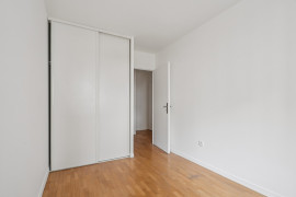 
                                                                                        Vente
                                                                                         Appartement 3 pièces - Saint-Ouen