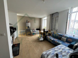 
                                                                                        Location
                                                                                         Appartement 3 pièces situé au centre ville ST-QUENTIN