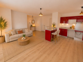 
                                                                                        Vente
                                                                                         Appartement 3 Pièces - Terrasse - Bassin à Flot