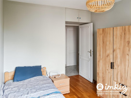 Vente
                                                                                Appartement 3 pièces, traversant, balcon, parking.