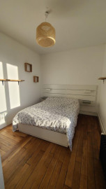 
                                                                                        Location
                                                                                         Appartement 3 pièces très lumineux à louer