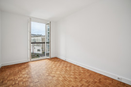 
                                                                                        Vente
                                                                                         Exclusivité Appartement 3 pièces - Versailles