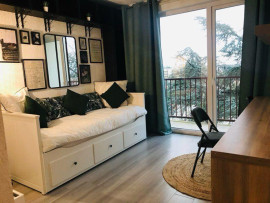 
                                                                                        Location
                                                                                         Appartement, 35m², 575€ - Bordeaux