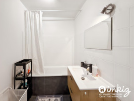 
                                                                                        Vente
                                                                                         Appartement 3P de 63 m² avec balcon plein sud