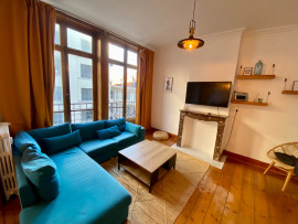 
                                                                                        Location
                                                                                         Appartement 4 pièces - 102m2 - Lille Centre
