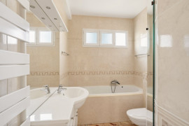 
                                                                                        Vente
                                                                                         Appartement  - 4 pièces  - 103.0 m²