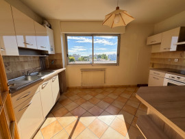 
                                                                                        Vente
                                                                                         Appartement 4 pièces - 104m2 : Balcon & 2 parkings