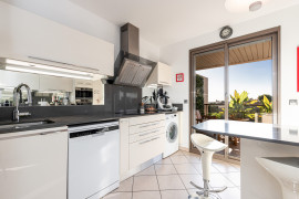 Vente
Appartement 4 pièces 110m² - 895 000€ - A vendre