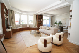 
                                                                                        Vente
                                                                                         Appartement  - 4 pièces  - 117.0 m²