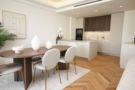 
                                                                                        Vente
                                                                                         Appartement  - 4 pièces  - 117.0 m²