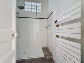 
                                                                                        Vente
                                                                                         Appartement  - 4 pièces  - 141.0 m²