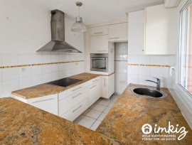 
                                                                                        Vente
                                                                                         Appartement 4 pièces 2 parkings dont 1PMR couvert