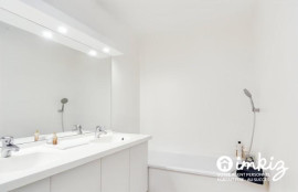 
                                                                                        Vente
                                                                                         Appartement 4 pièces 2 parkings jardin clos