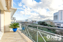 
                                                                                        Vente
                                                                                         Appartement 4 pièces