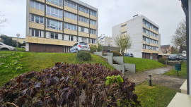 
                                                                                        Vente
                                                                                         APPARTEMENT 4 PIECES