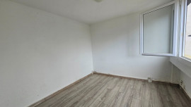 
                                                                                        Vente
                                                                                         APPARTEMENT 4 PIECES