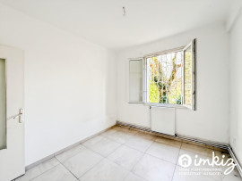 
                                                                                        Vente
                                                                                         Appartement 4 pièces