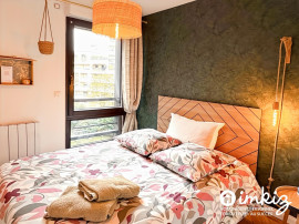 
                                                                                        Vente
                                                                                         Paris 19ème 4P familial traversant balcon