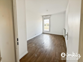 
                                                                                        Vente
                                                                                         Appartement 4 pièces