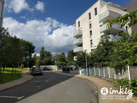 
                                                                                        Vente
                                                                                         Appartement 4 pièces