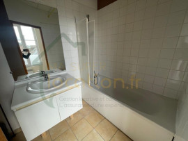 Location
Appartement 4 pièces 70m2 dans un village calme proche de SAINT-QUENTIN