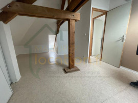 
                                                                                        Location
                                                                                         Appartement 4 pièces 70m2 dans un village calme proche de SAINT-QUENTIN