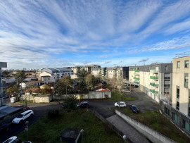 
                                                                                        Vente
                                                                                         Appartement 4 pièces - 81m2 - Garage & Balcon