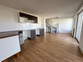 
                                                                                        Vente
                                                                                         Appartement 4 pièces - 81m2 - Garage & Balcon