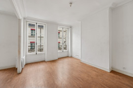 
                                                                                        Vente
                                                                                         Appartement 4 pièces à rénover - Paris 8e