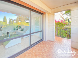 Vente
Appartement 4 pièces au calme