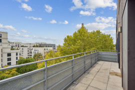 
                                                                                        Vente
                                                                                         Appartement 4 pièces avec balcon - Saint-Ouen