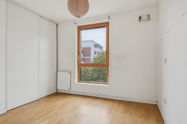 
                                                                                        Vente
                                                                                         Appartement 4 pièces avec balcon - Saint-Ouen