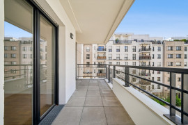 
                                                                                        Vente
                                                                                         Appartement 4 pièces avec balcon - Suresnes