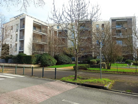 
                                                                                        Vente
                                                                                         Appartement 4 pièces avec terrasse orientée sud